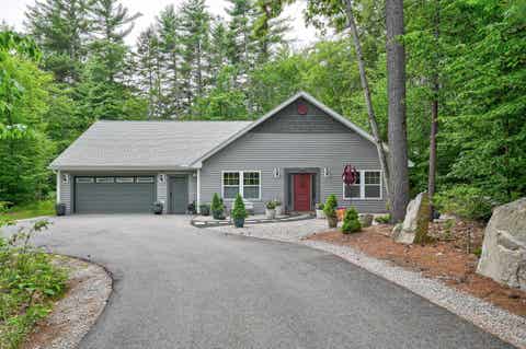 Photo of 82 Poliquin Drive, Conway, NH 03818 (MLS # 5094544)