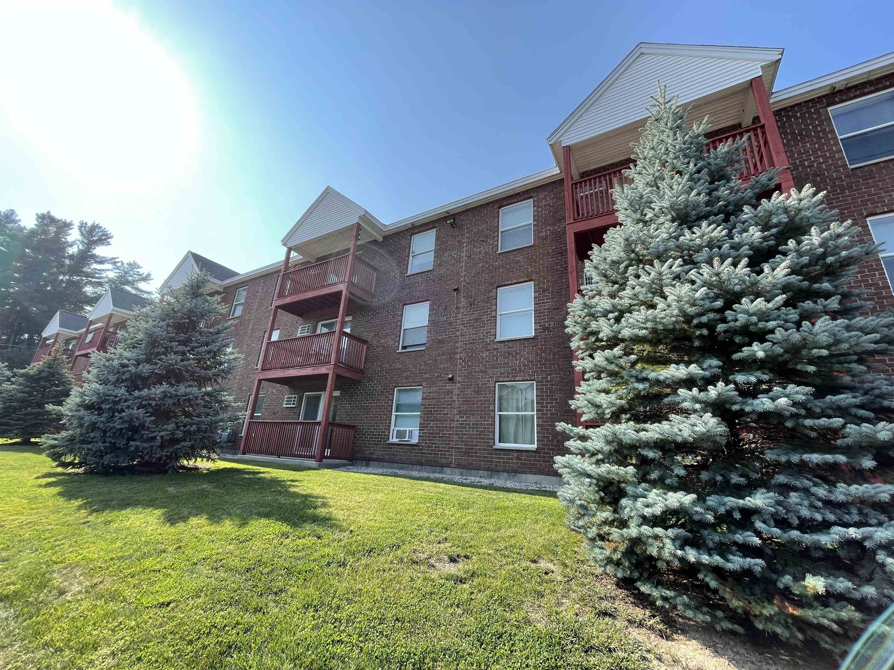 95 Powers Street 73