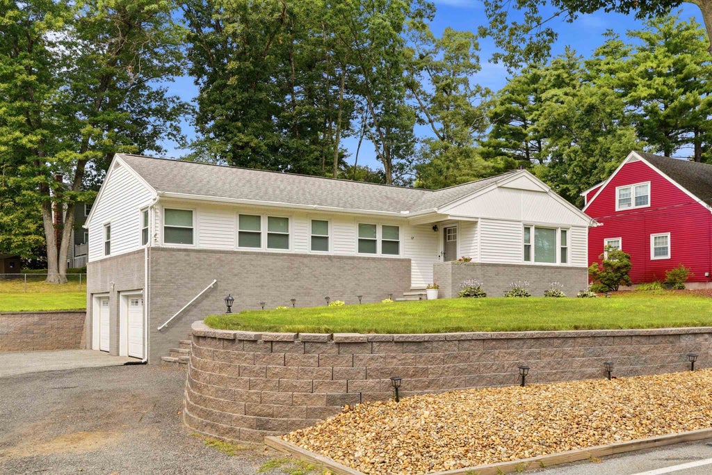 Photo of 67 Dublin Avenue, Nashua, NH 03063 (MLS # 5100046)