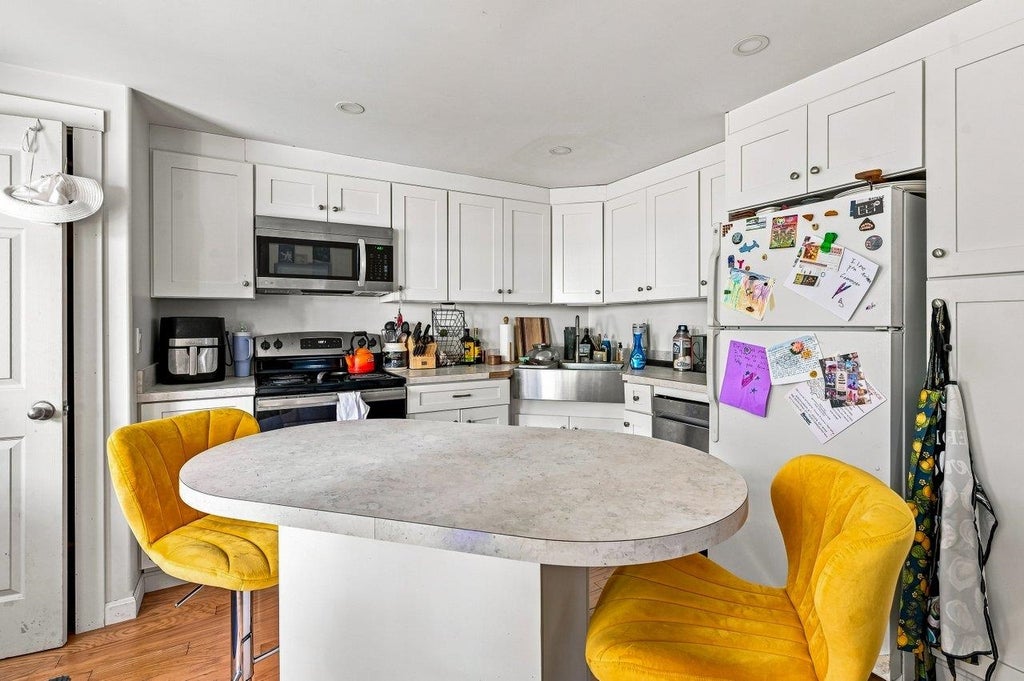 Photo of 777 Middle Road #6, Portsmouth, NH 03801 (MLS # 5106422)