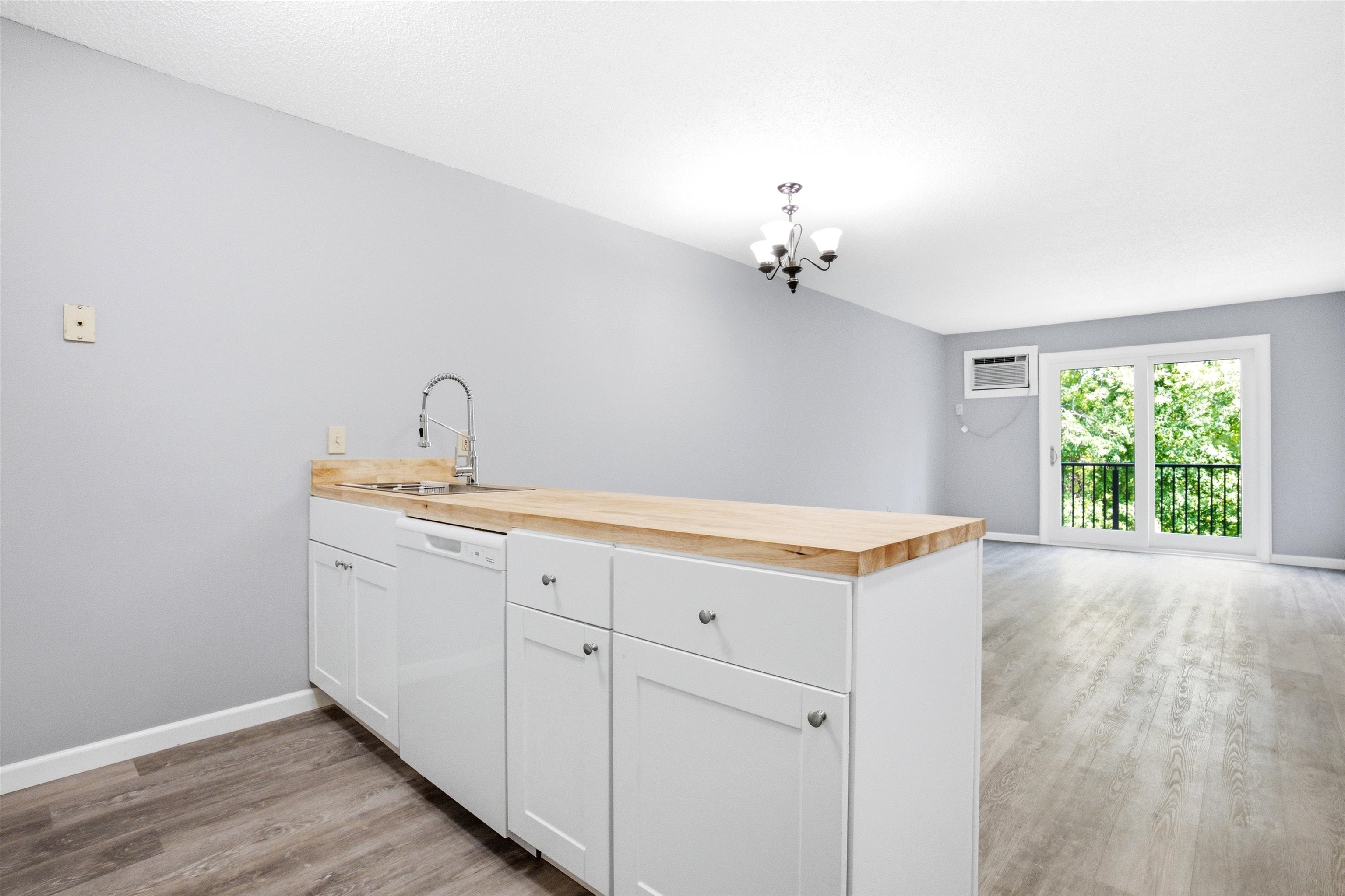 120 Fisherville Road 141