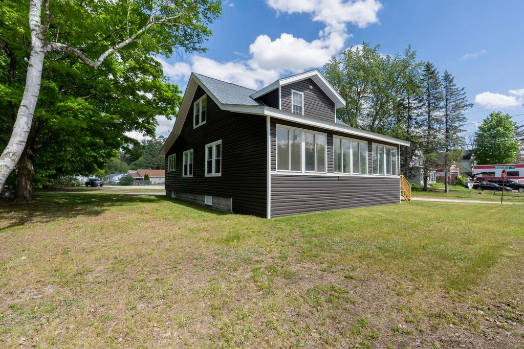 Photo of 58 Lowell Road, Hudson, NH 03051 (MLS # 5091296)