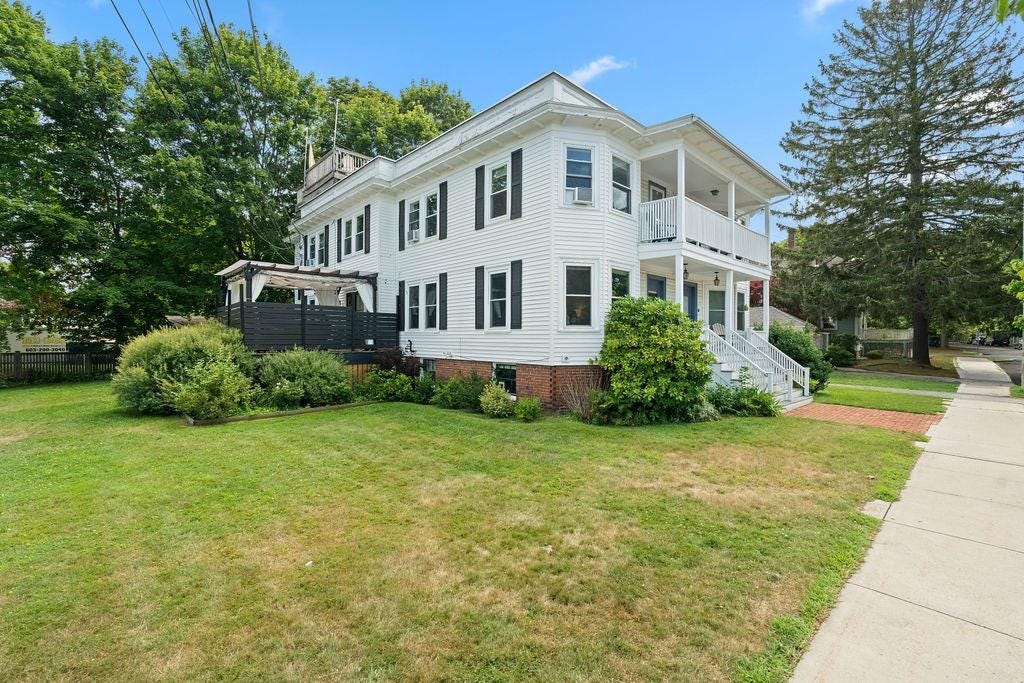 Photo of 160 Rockland Street #2, Portsmouth, NH 03801 (MLS # 5102025)