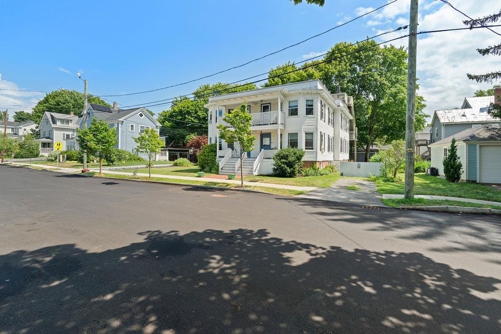 Photo of 160 Rockland Street #2, Portsmouth, NH 03801 (MLS # 5102025)