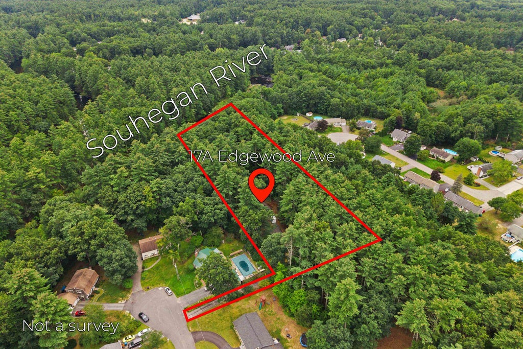 Photo of 17 Edgewood Avenue, Merrimack, NH 03054 (MLS # 5108933)