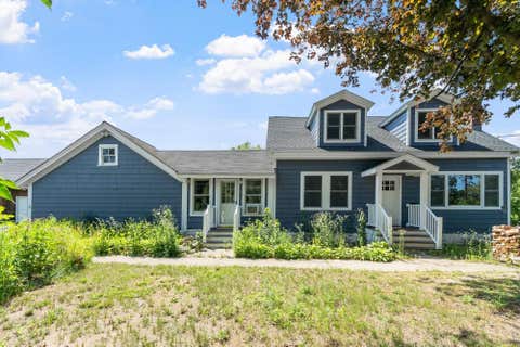 Photo of 8 Island Pond Road, Pelham, NH 03076 (MLS # 5099176)