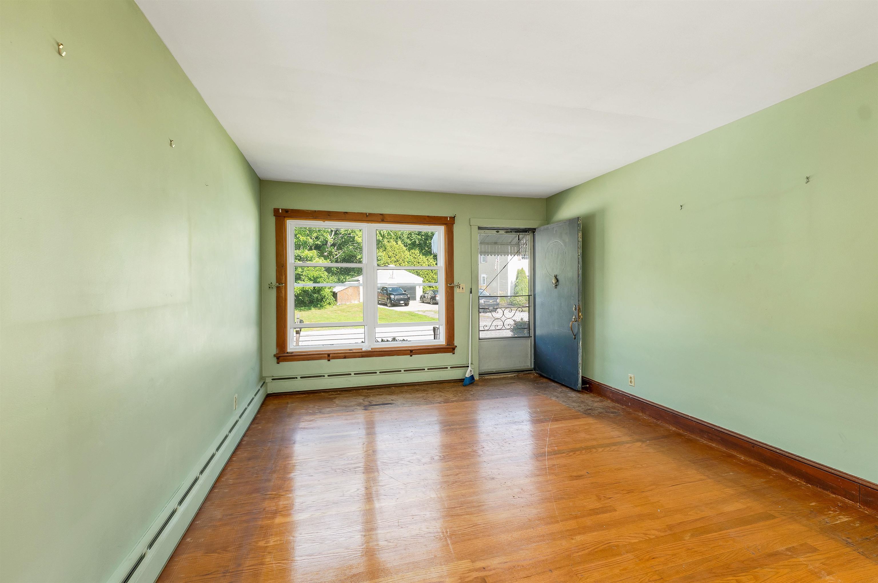 3 Pond Street
