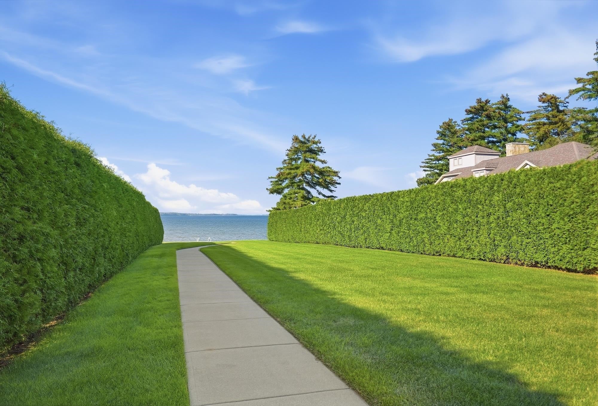 78 Overlake Drive