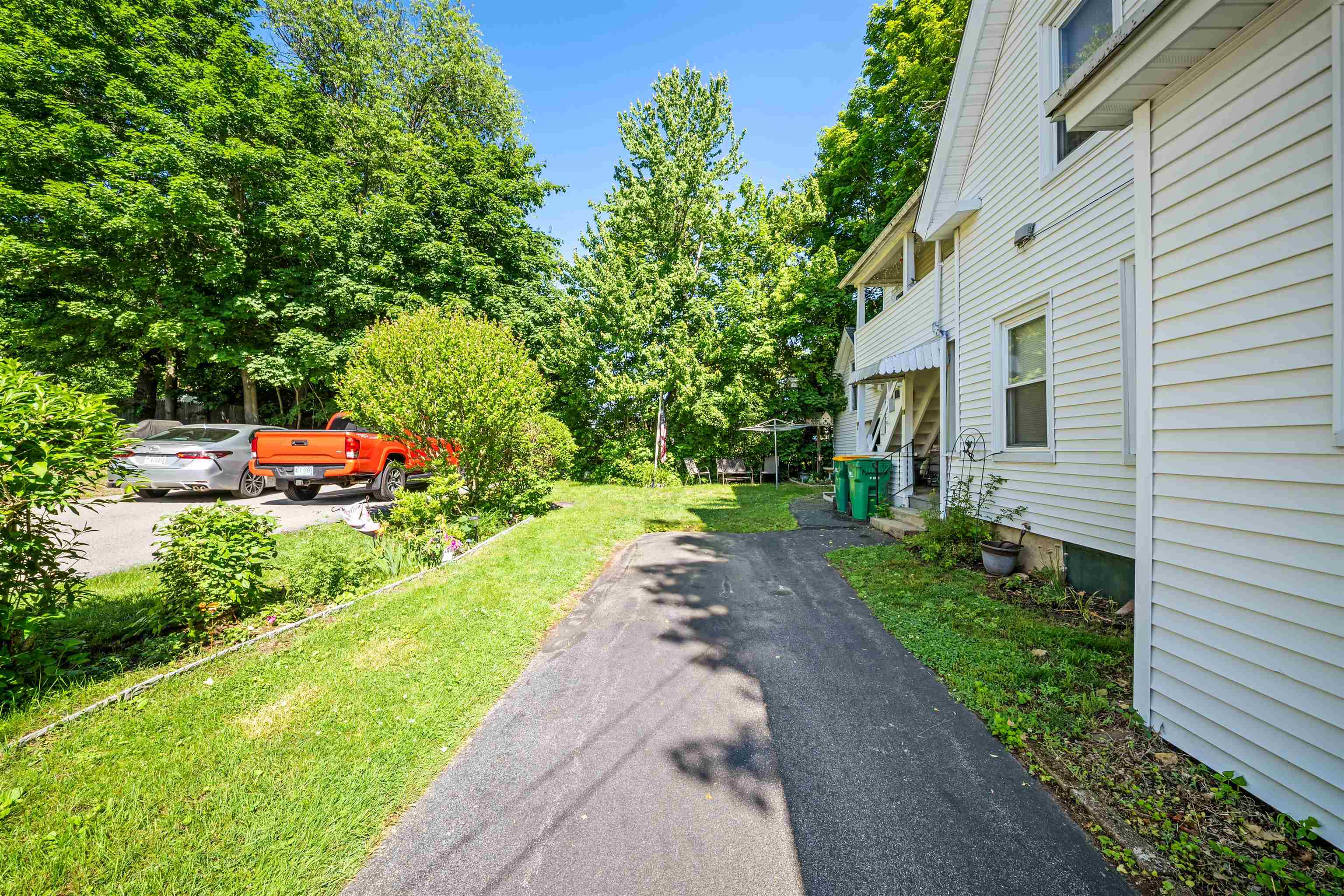 18 Morton Avenue