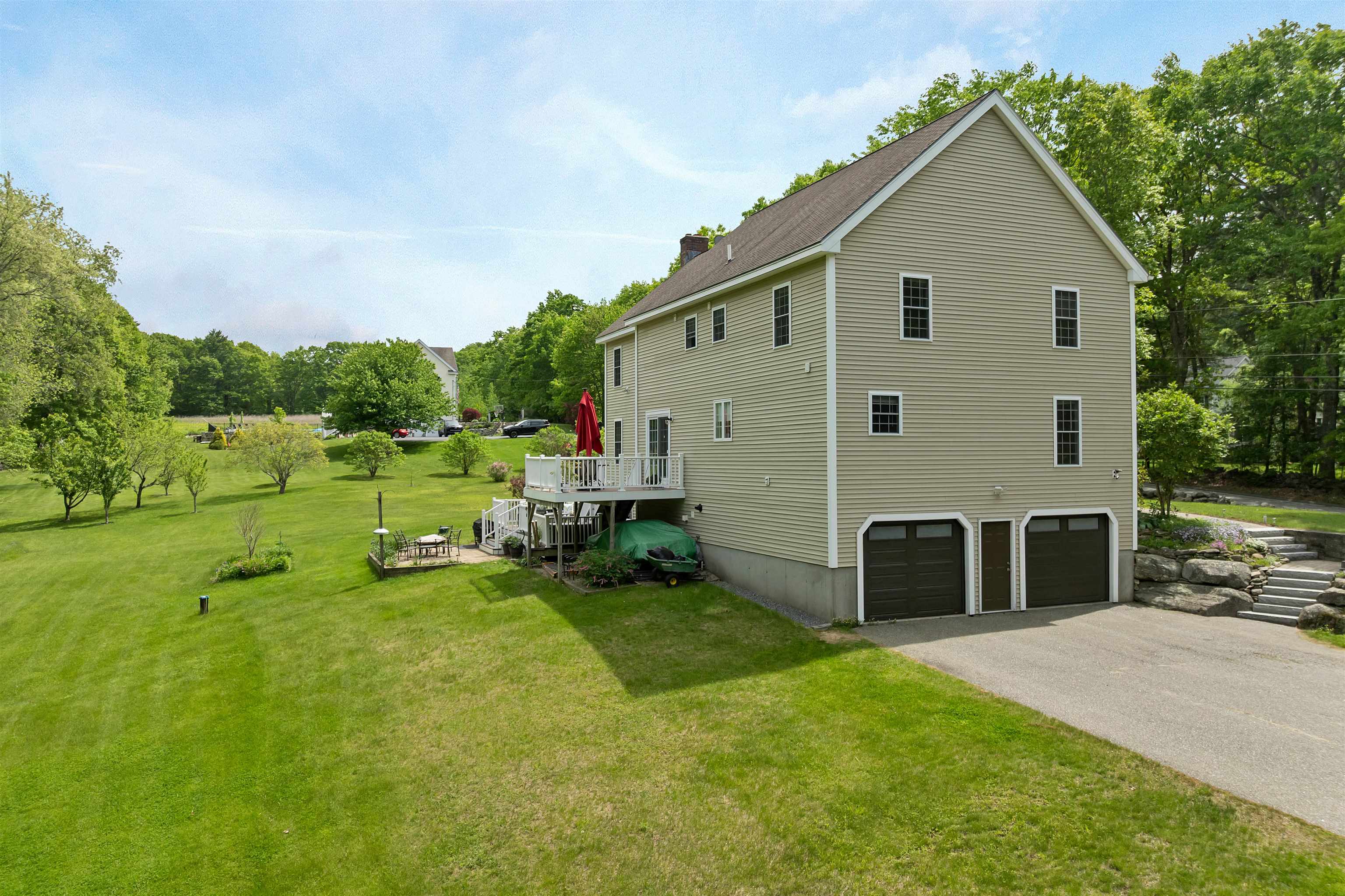 537 Pingree Hill Road