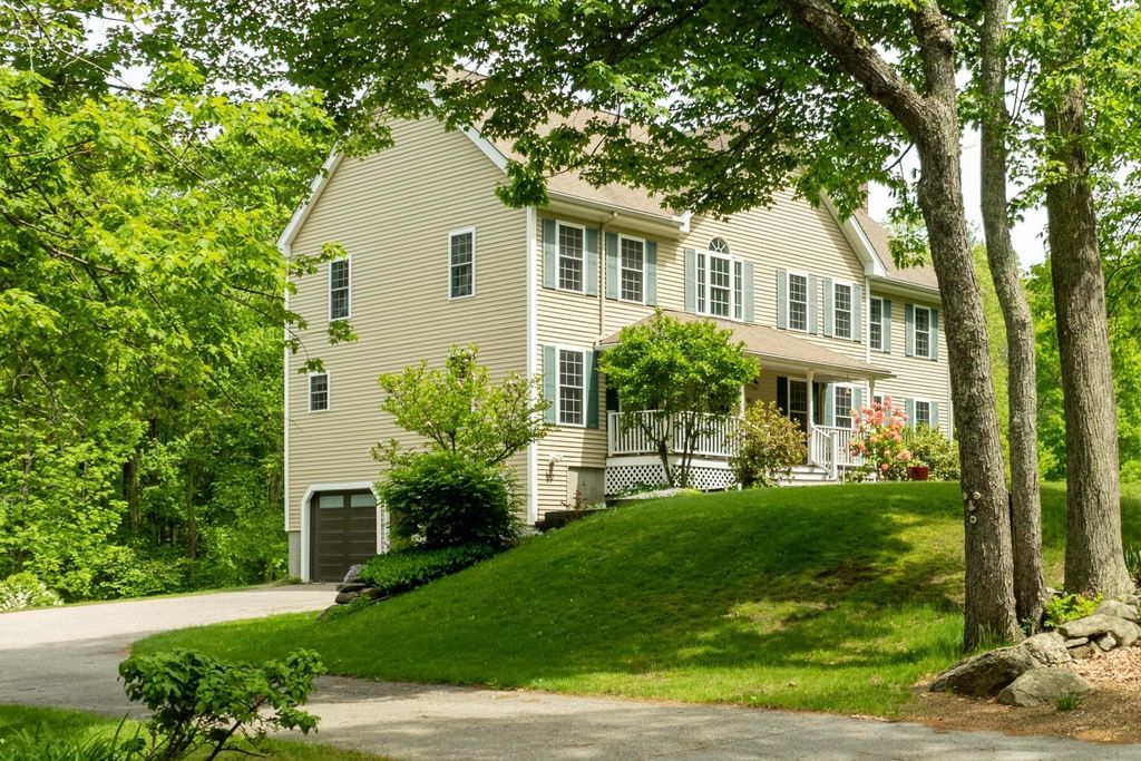 Photo of 537 Pingree Hill Road, Auburn, NH 03032 (MLS # 5091371)