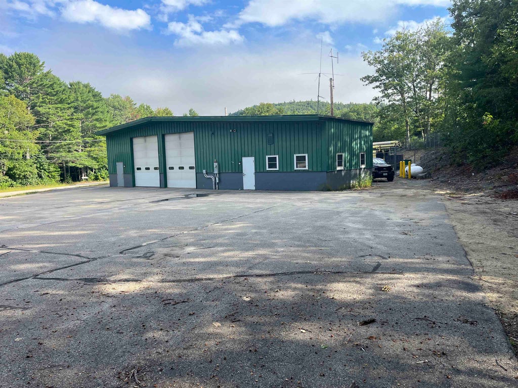 Photo of 10 Potters Road, Andover, NH 03216 (MLS # 5109523)