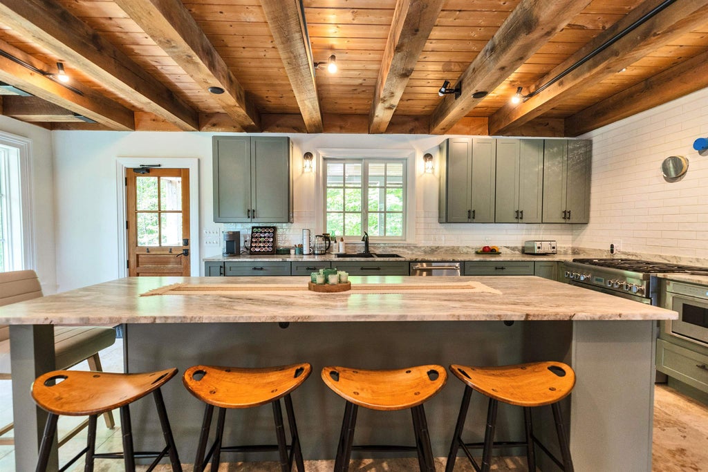Photo of 38 Shaker Farm Road South RD, Marlborough, NH 03455 (MLS # 5092944)