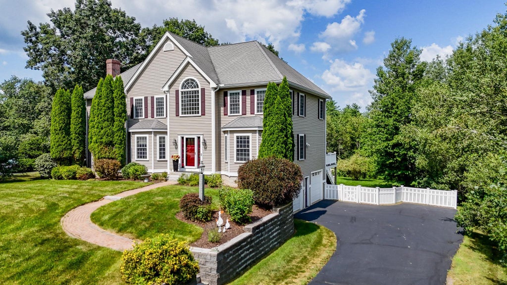 Photo of 17 Sherry Circle, Brentwood, NH 03833 (MLS # 5106706)