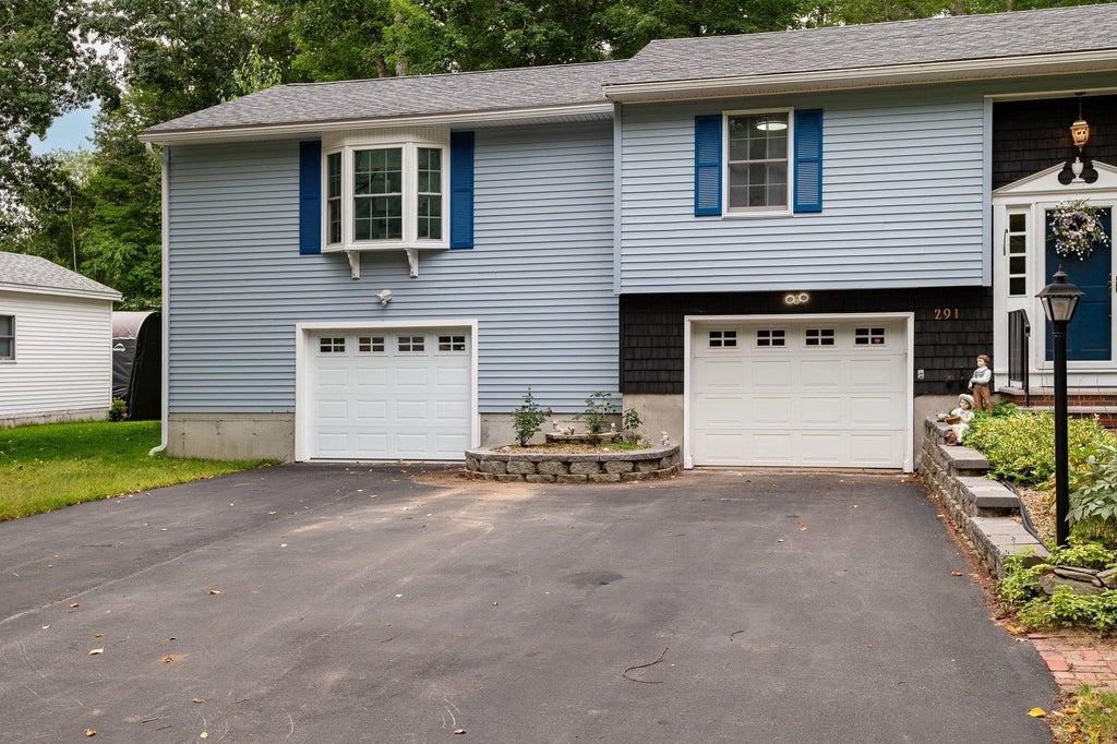 Photo of 291 Eastern Avenue, Rochester, NH 03867 (MLS # 5109063)