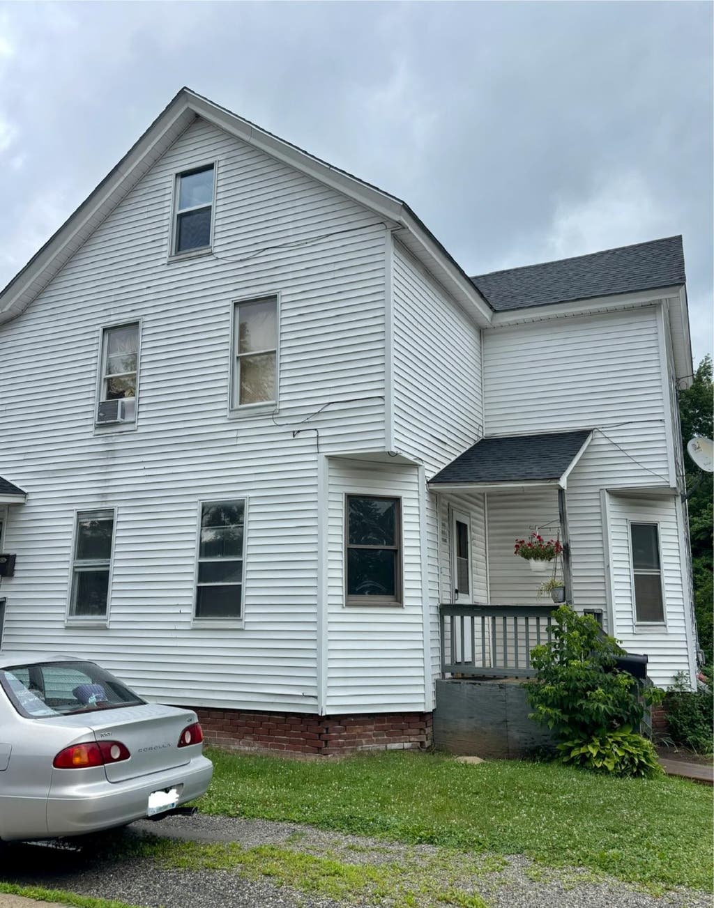 Photo of 143 Carroll Street, Keene, NH 03431 (MLS # 5098716)