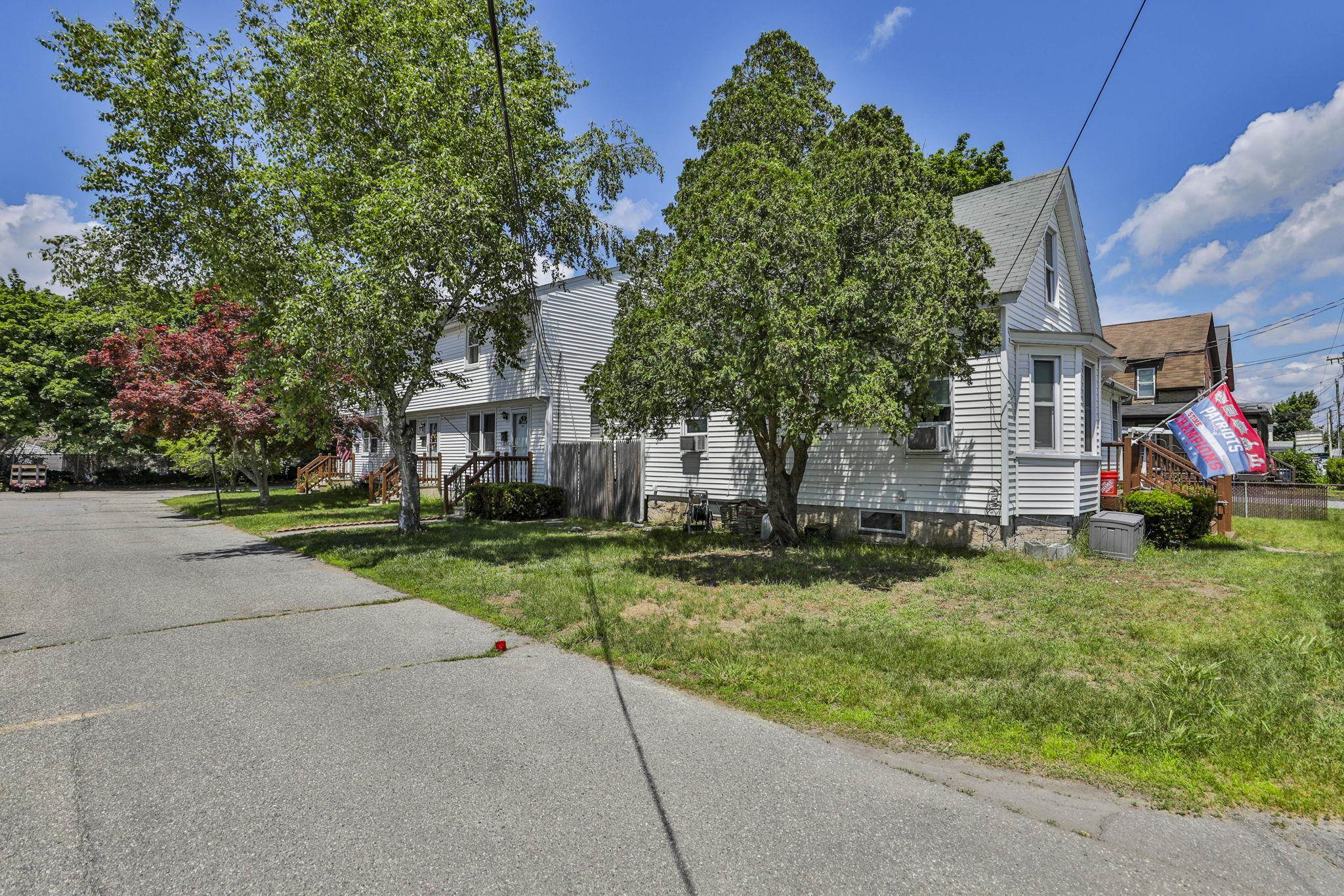 160 West Hollis Street B
