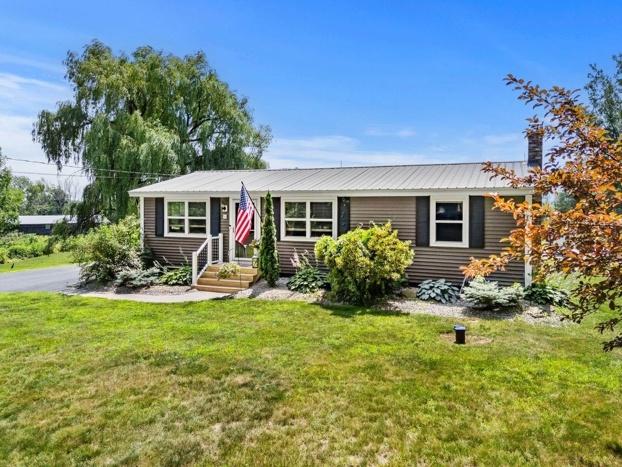 16 Finn Hill Drive