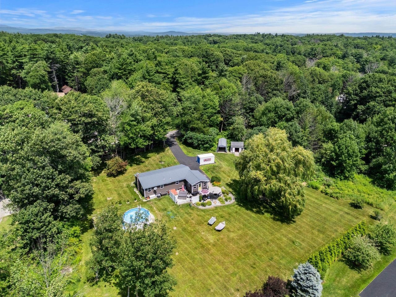 16 Finn Hill Drive