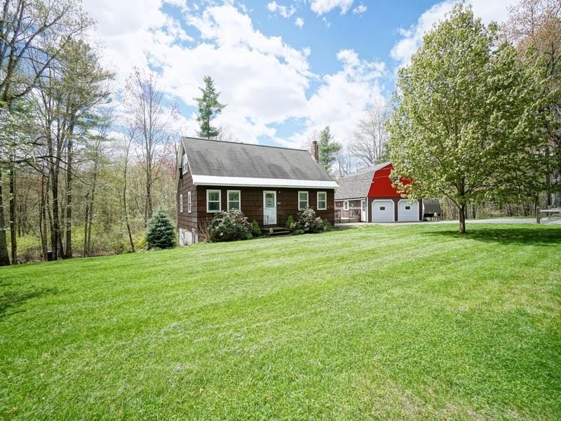 Photo of 106 Page Road, Litchfield, NH 03052 (MLS # 5088815)