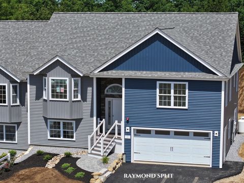 Photo of 20 Shayna's Way #20, Fremont, NH 03044 (MLS # 5099303)