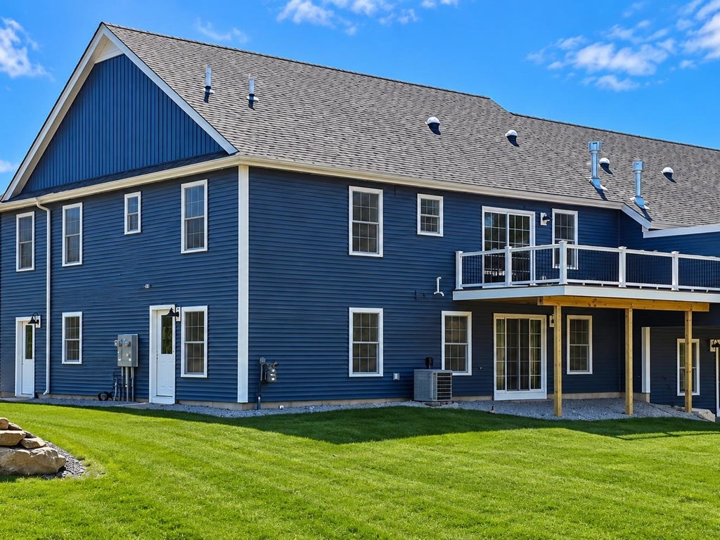 Photo of 20 Shayna's Way #20, Fremont, NH 03044 (MLS # 5099303)
