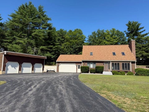Photo of 1005 NH Route 106 N, Loudon, NH 03307 (MLS # 5064930)
