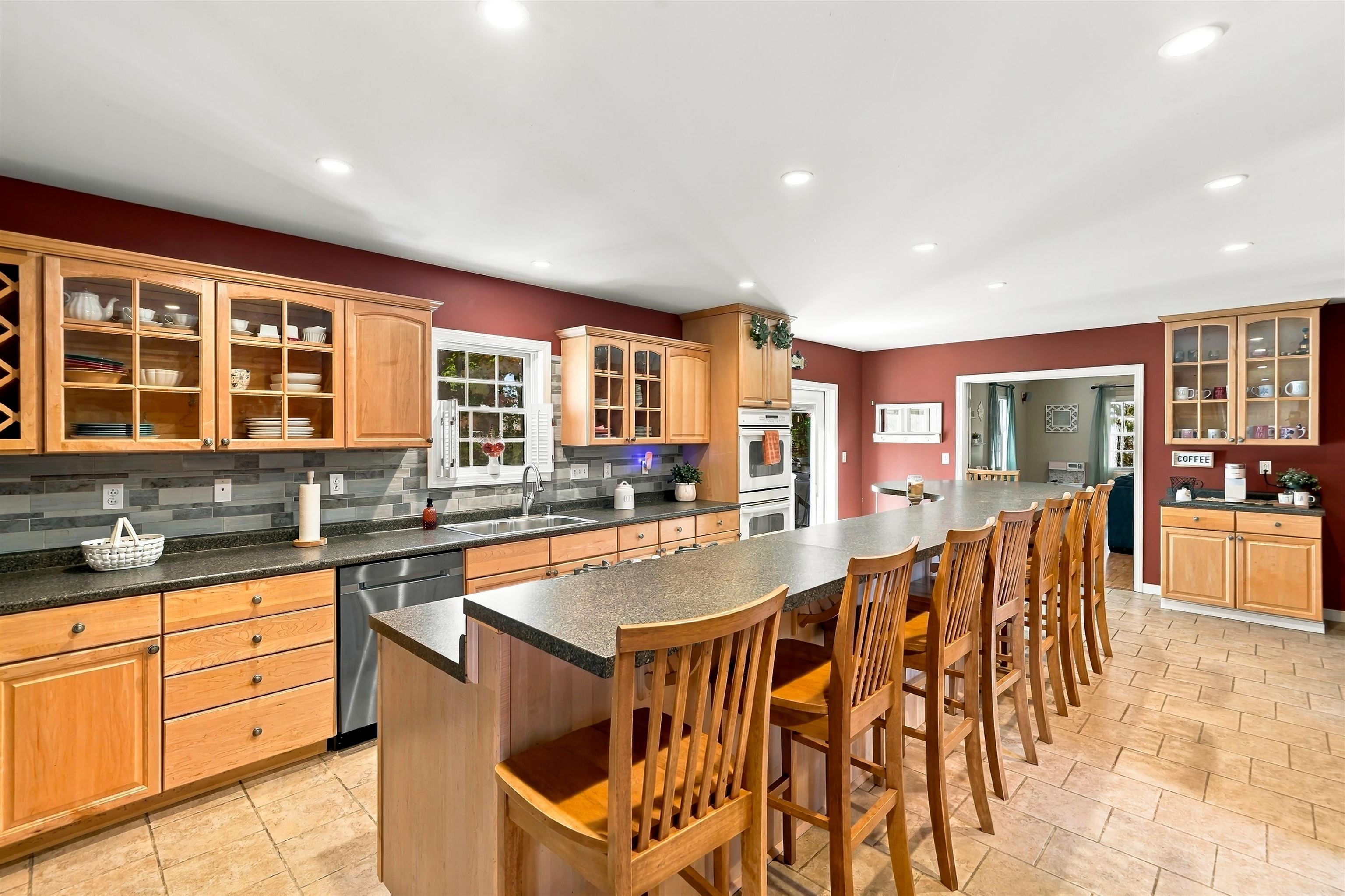 11 Burnham Avenue