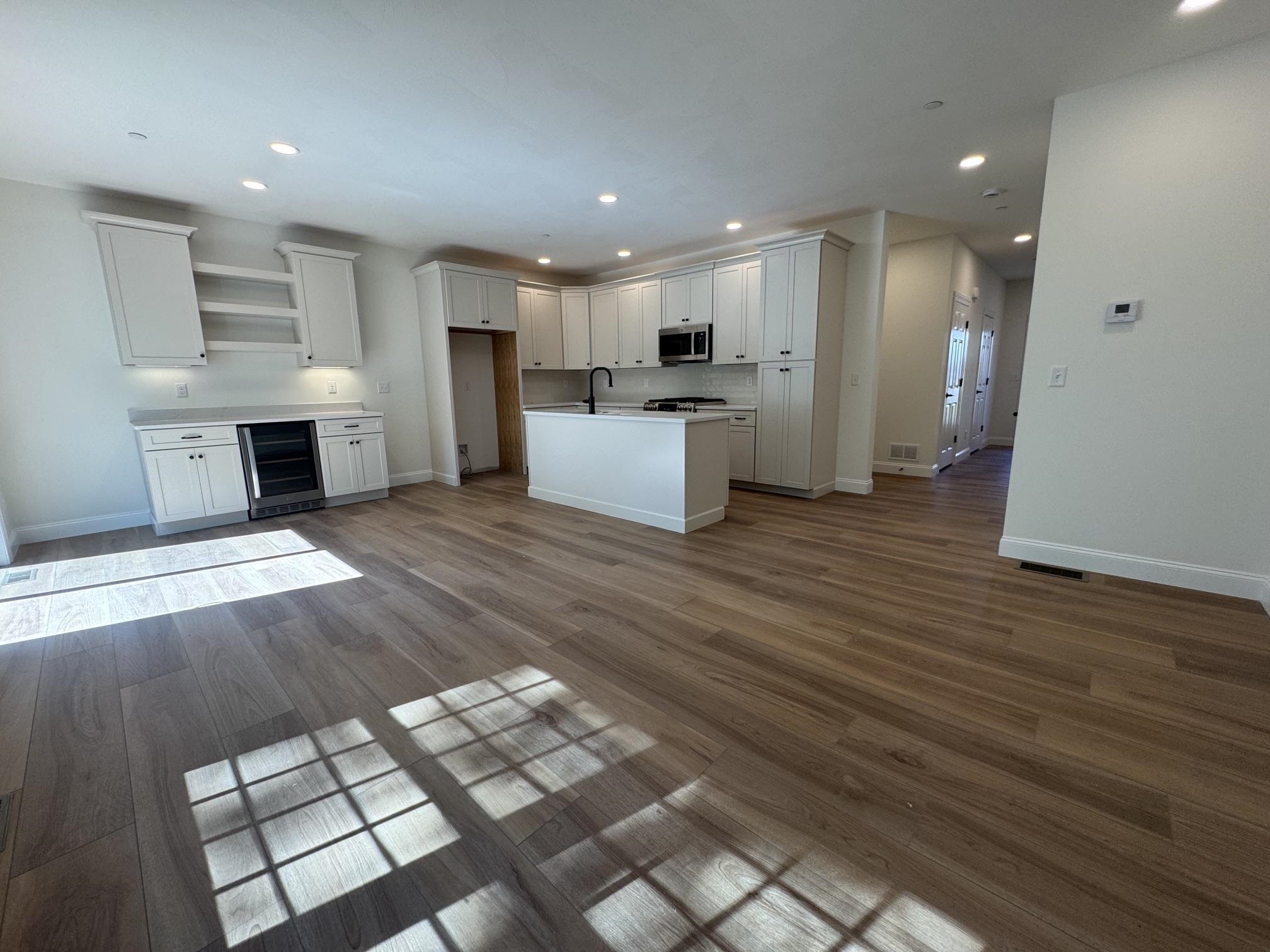 5C Dearborn Circle