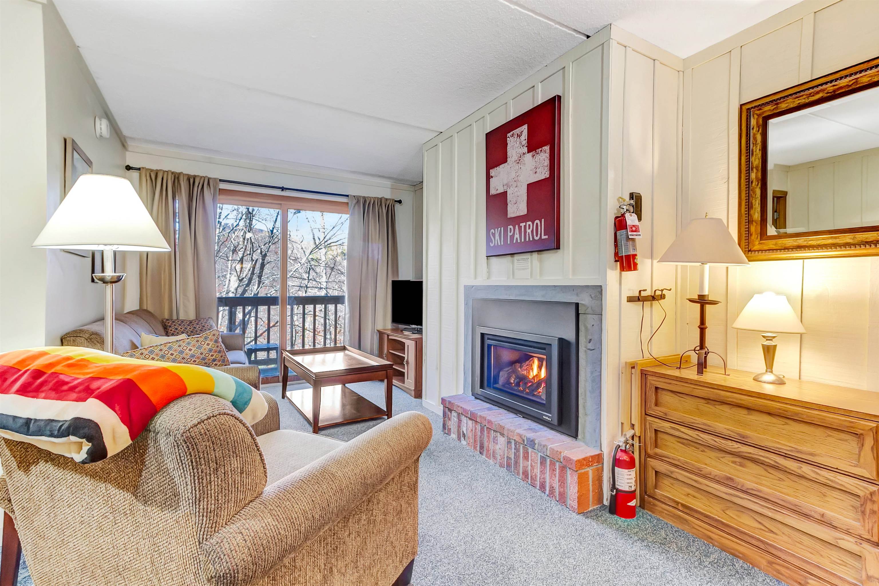 907 East Mountain Road H-4