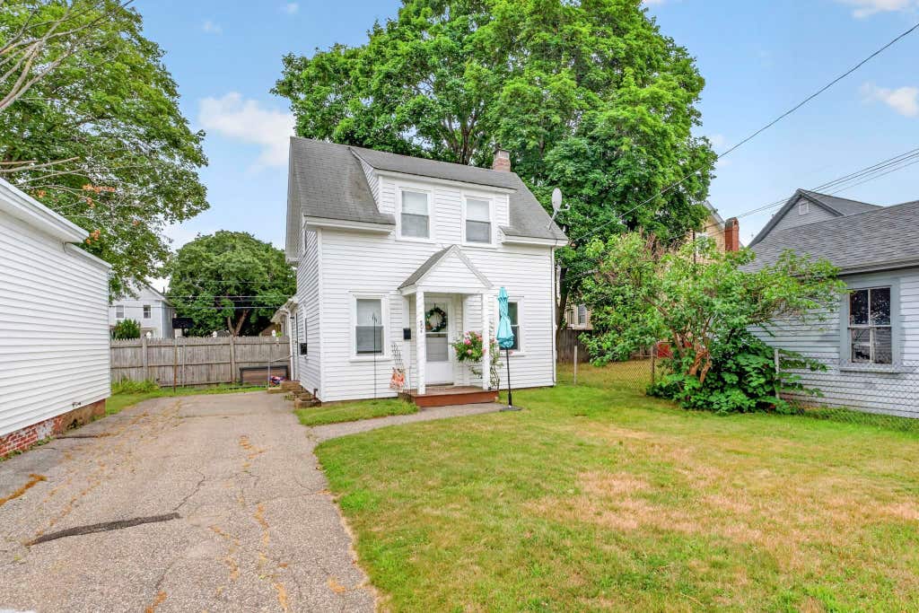 Photo of 3030 Maple Street, Rochester, NH 03867 (MLS # 5102978)