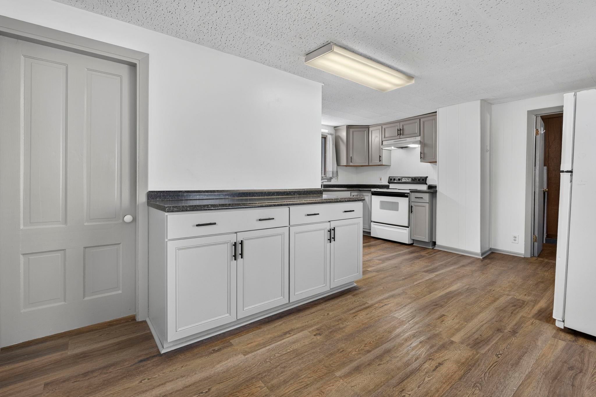 30 & 30B Maple Street