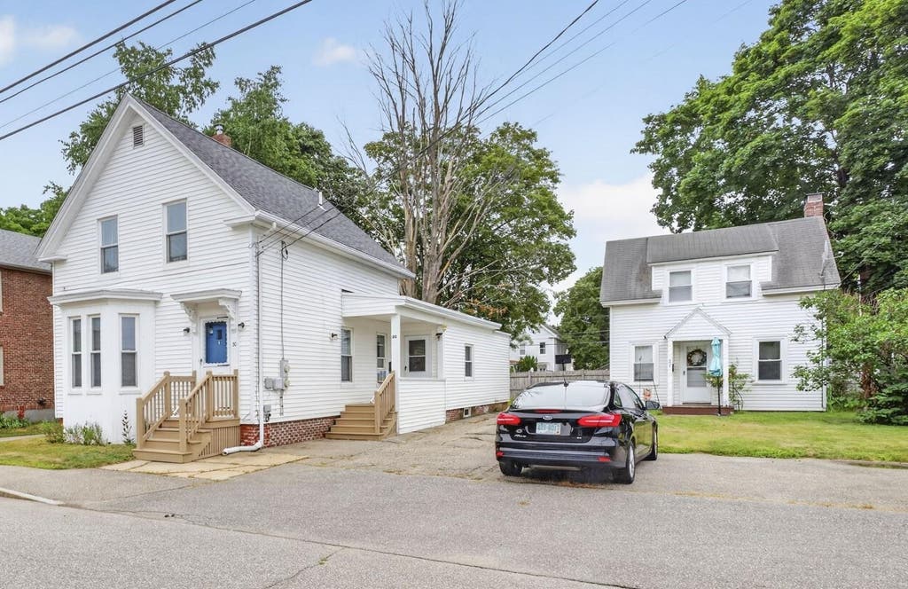 Photo of 3030 Maple Street, Rochester, NH 03867 (MLS # 5102978)
