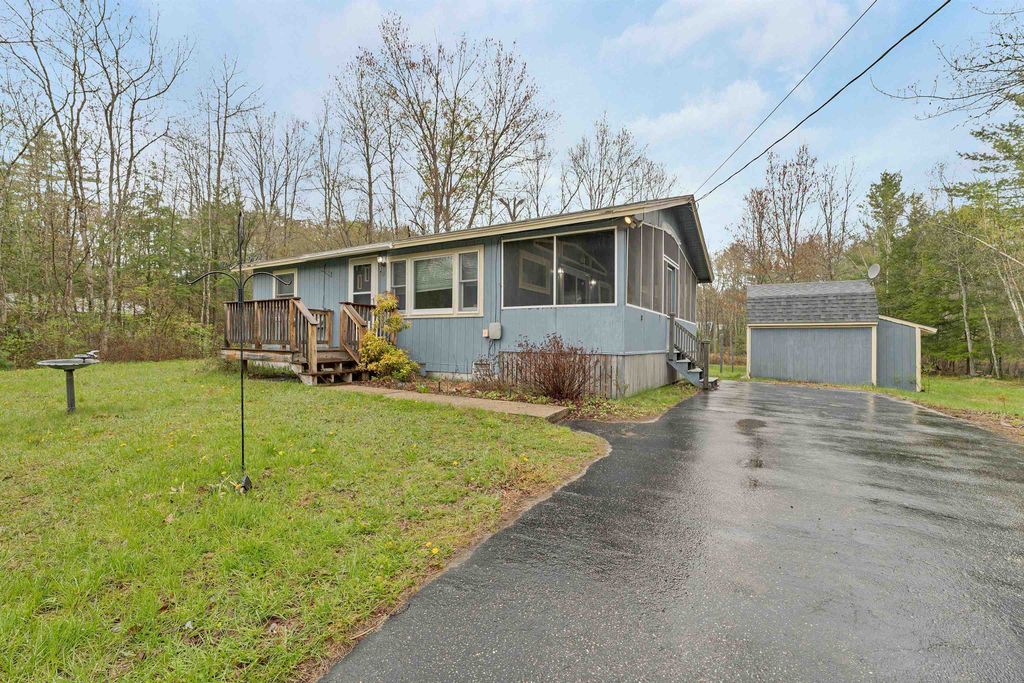 Photo of 41 Franklin Pierce Drive, Webster, NH 03303 (MLS # 5087726)
