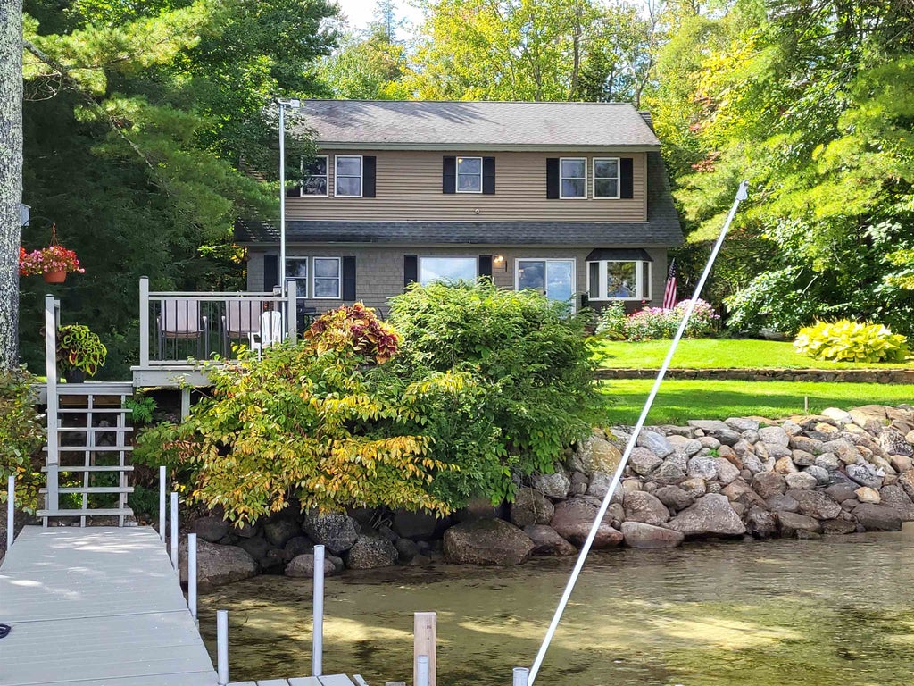 Photo of 16 Cottage Road, Meredith, NH 03253 (MLS # 5111072)