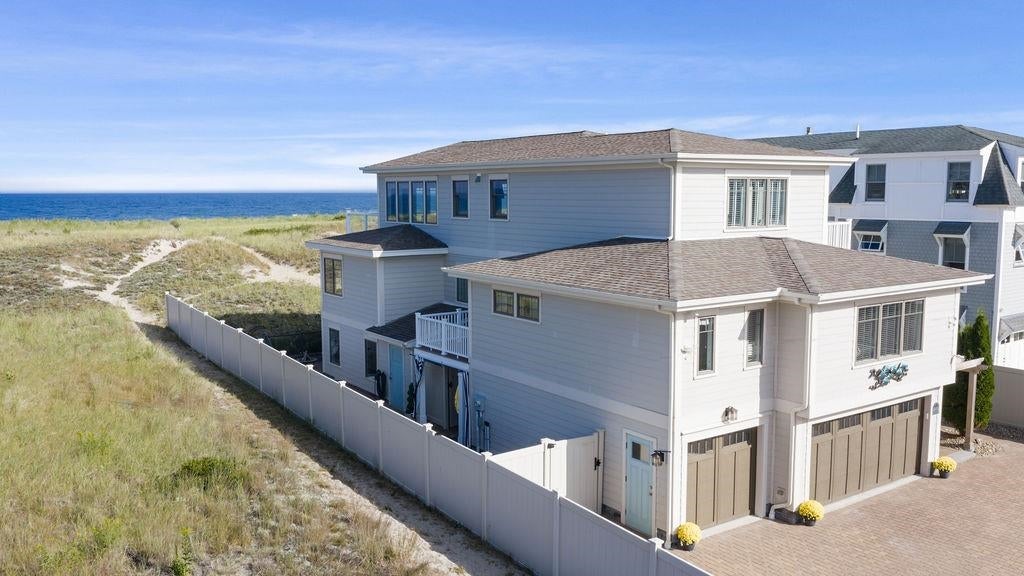 126 Ocean Boulevard