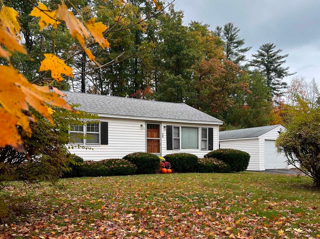 Photo of 87 Windymere Drive, Epsom, NH 03234 (MLS # 5115713)
