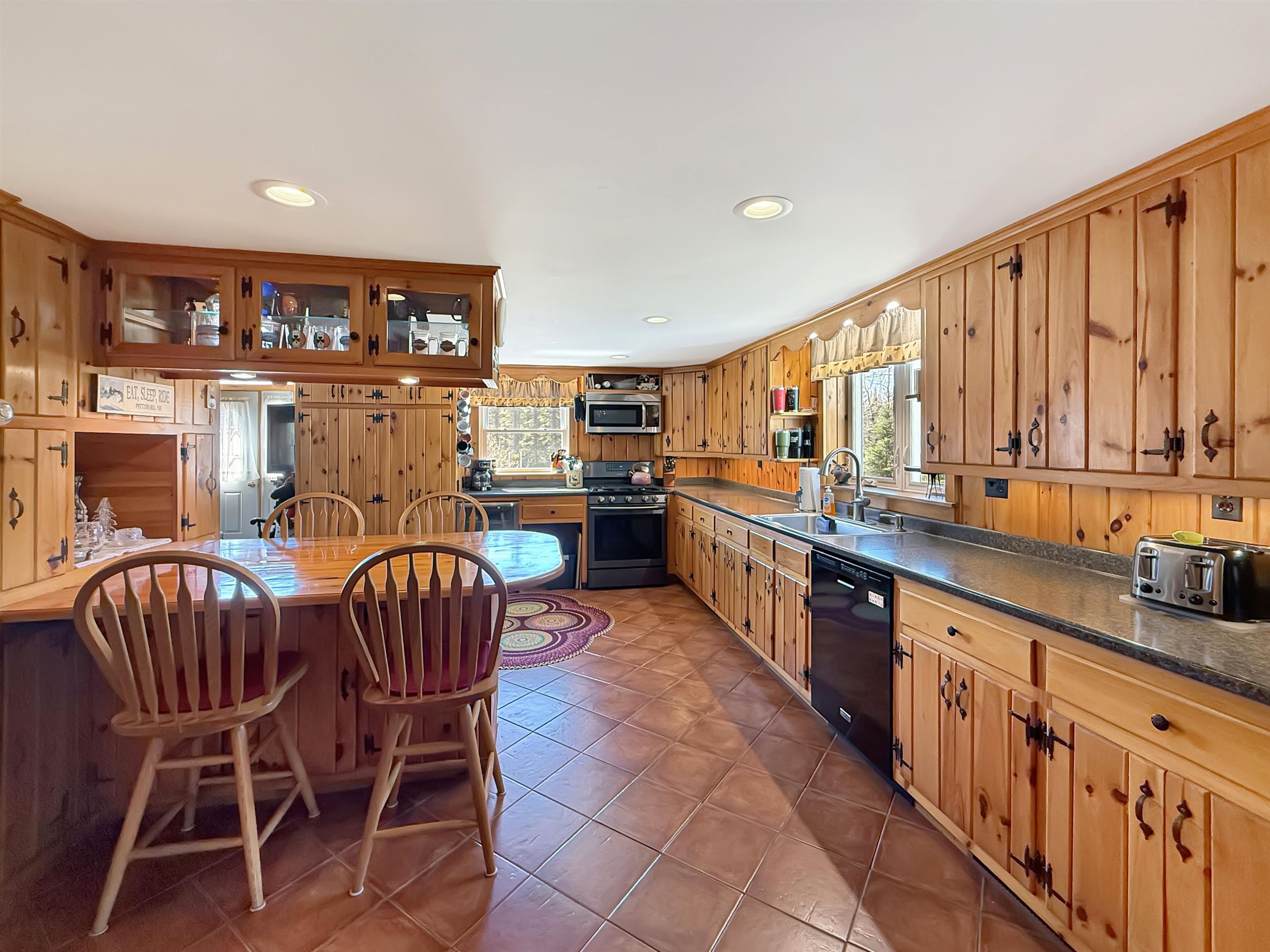 61 Old Country Lane