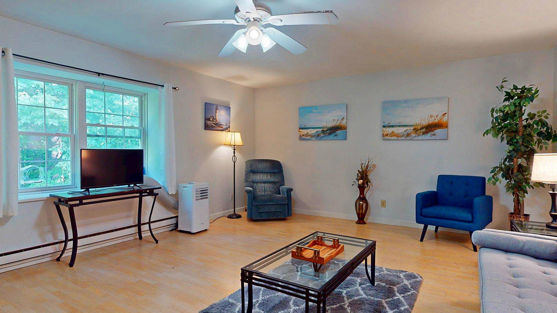 125 Kennedy Drive 24