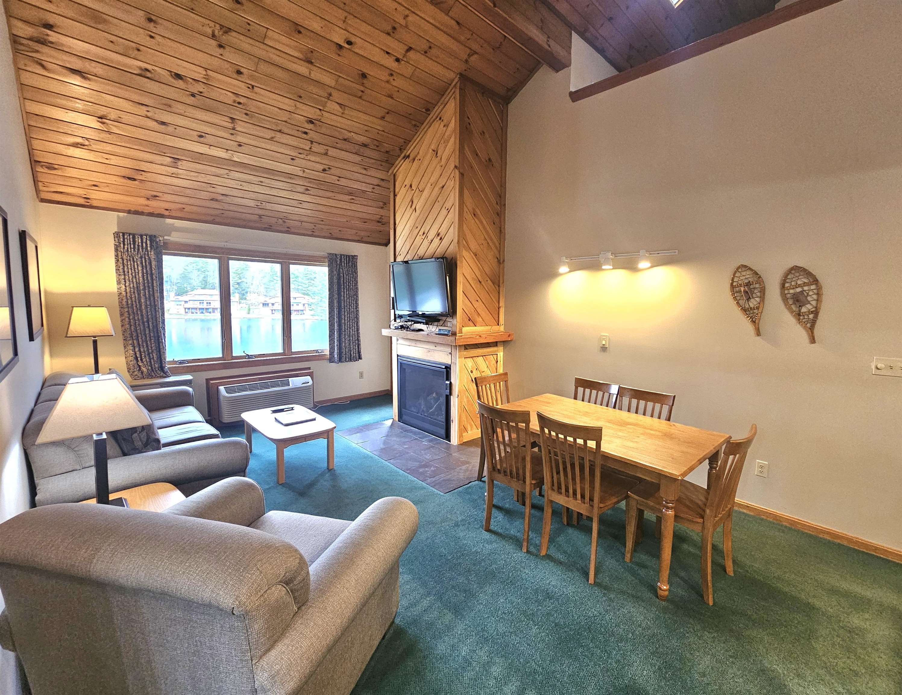 10 Lakeside West Drive 56 B