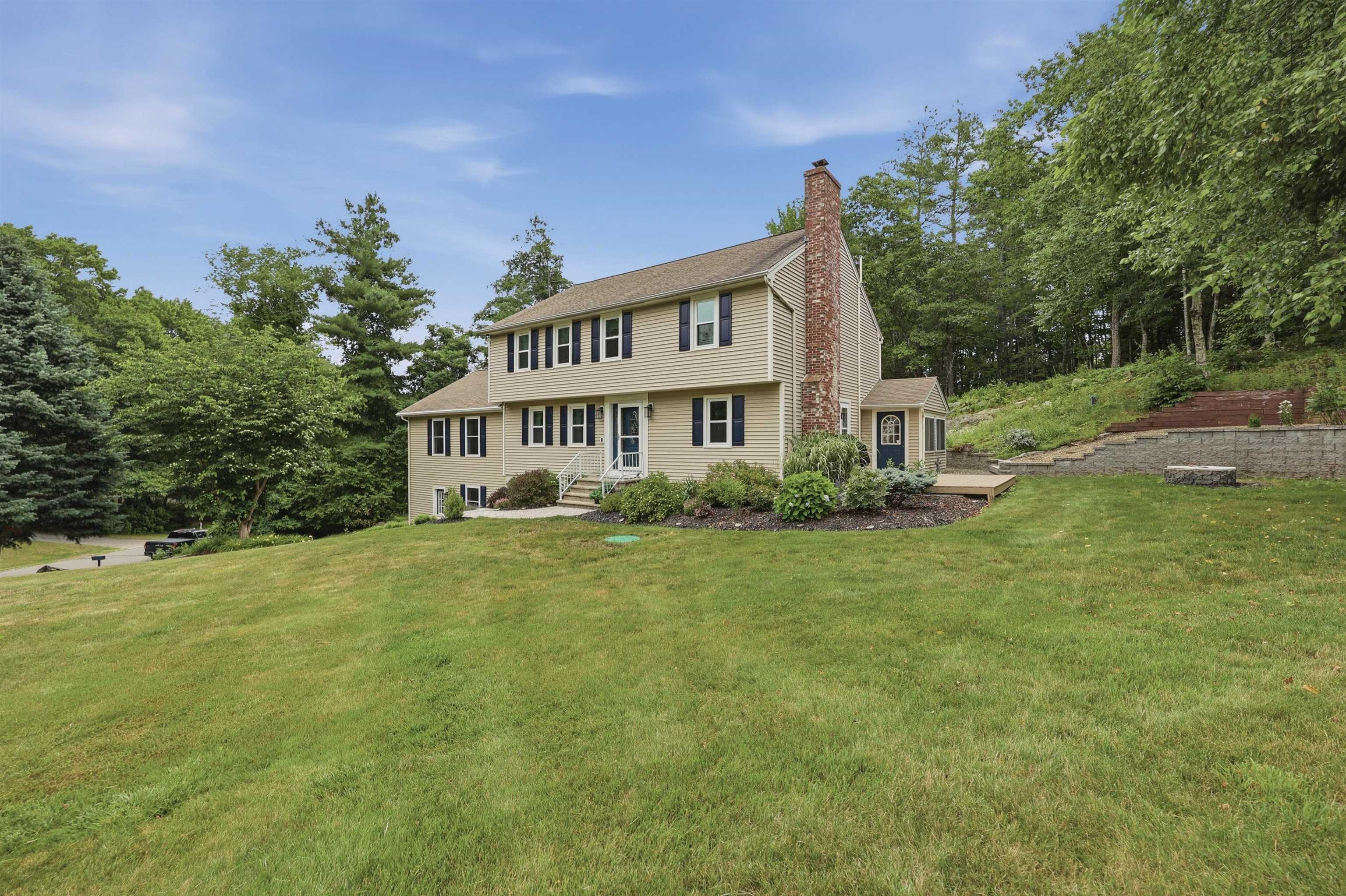 17 Windsor Boulevard