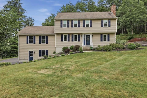 Photo of 17 Windsor Boulevard, Londonderry, NH 03053 (MLS # 5100294)