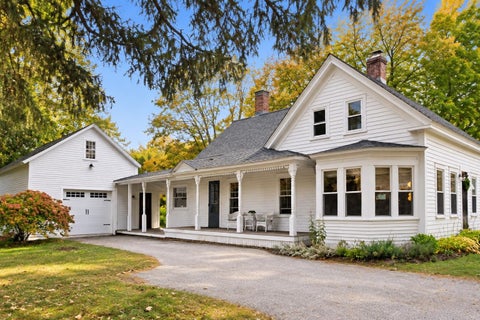 Photo of 7 Poplar Street, Andover, NH 03216 (MLS # 5112920)