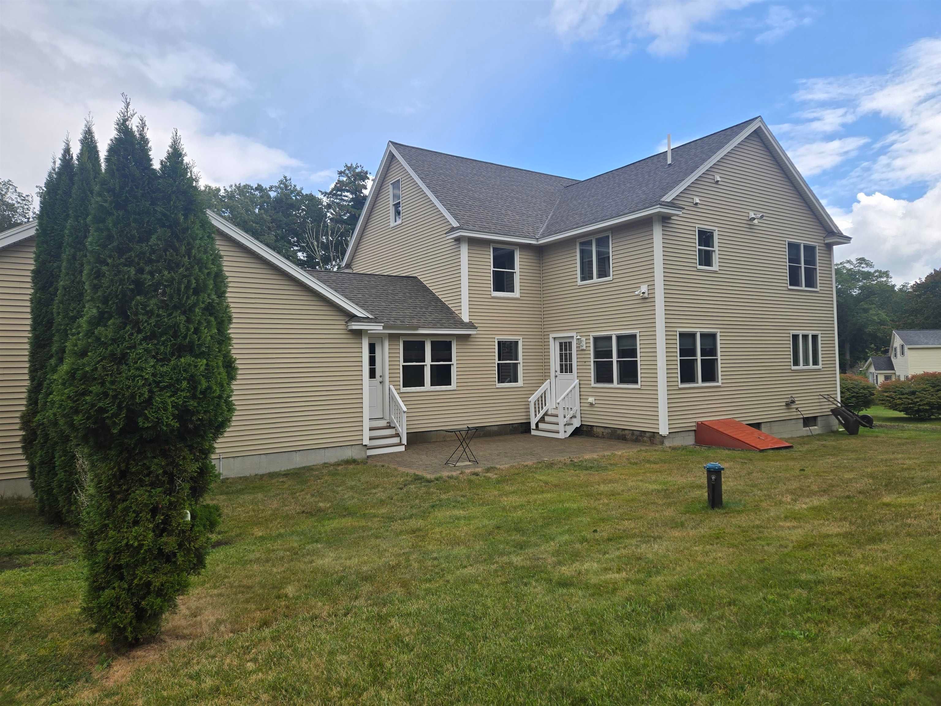 82 Dutton Road