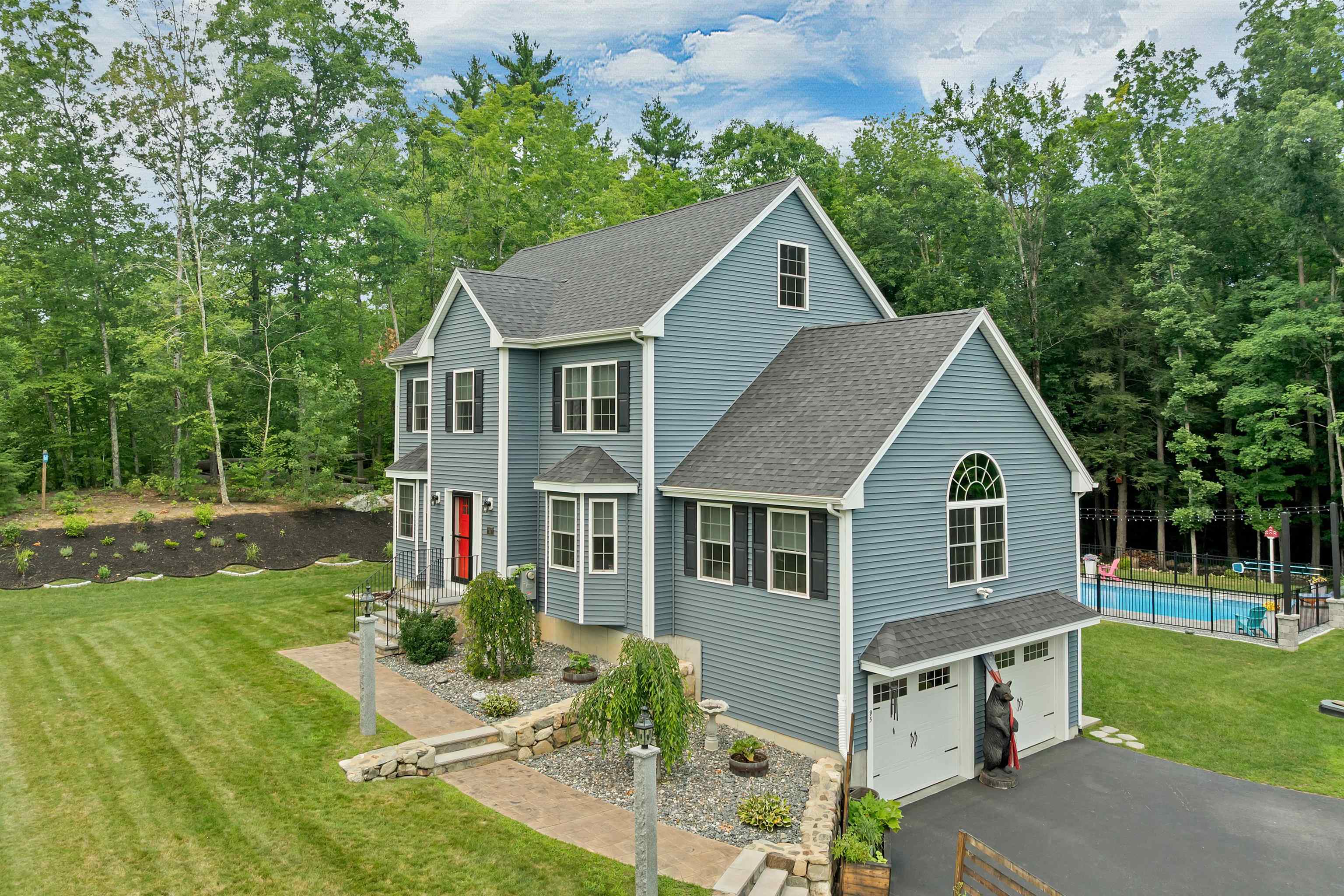 95 Olde Bridge Lane