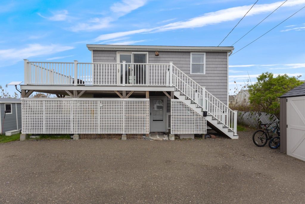 Photo of 28 Kings Highway #5, Hampton, NH 03842 (MLS # 5091559)