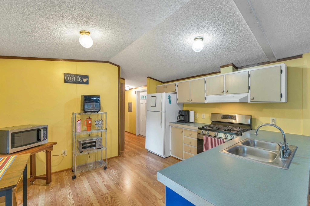 Photo of 5 Walnut Drive, Ashland, NH 03217 (MLS # 5107697)