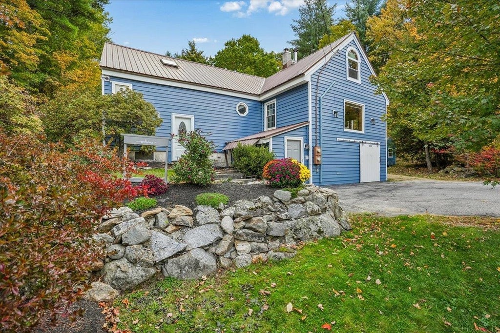 Photo of 643 4Th Range Road, Pembroke, NH 03275 (MLS # 5113986)