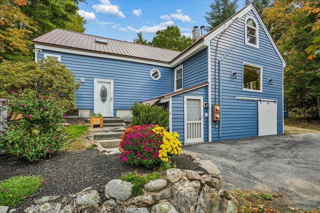 Photo of 643 4Th Range Road, Pembroke, NH 03275 (MLS # 5113986)
