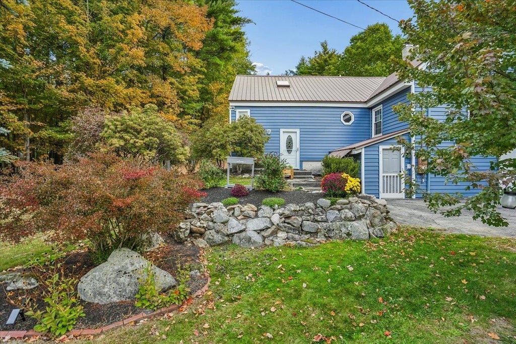 Photo of 643 4Th Range Road, Pembroke, NH 03275 (MLS # 5113986)